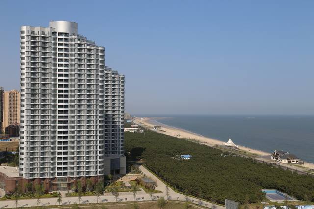 长城文华花苑---蓝天白云下，浪涌白沙滩的高端生活、度假休闲小区!!!(图3)